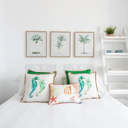 Apartment Living Canteras Homes - Beachfront Casa Del Sunset *